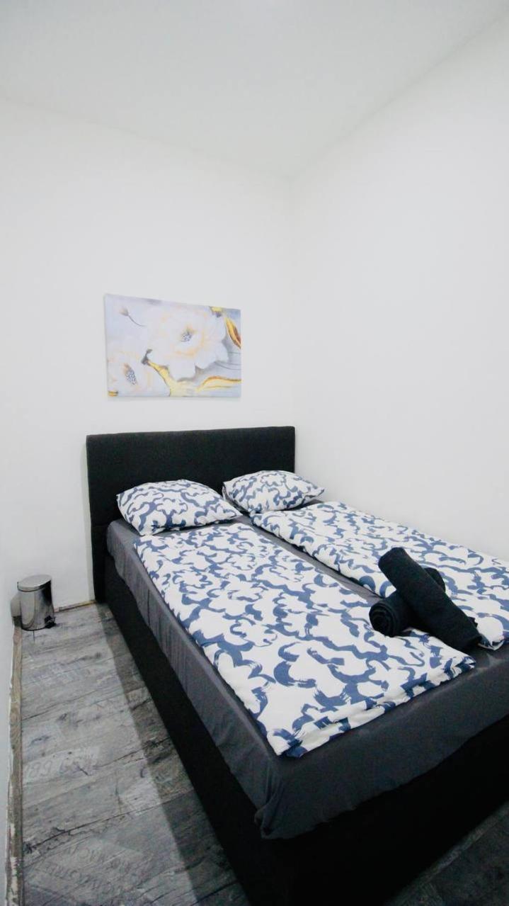 Family Studio In Akh Area Виена Екстериор снимка