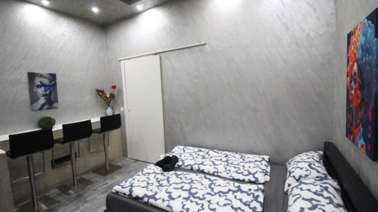 Family Studio In Akh Area Виена Екстериор снимка